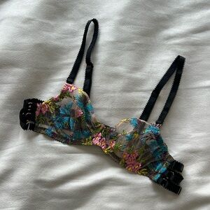 Edge O Beyond Zuzia bra - size 1 (30B, 32A, 34AA)